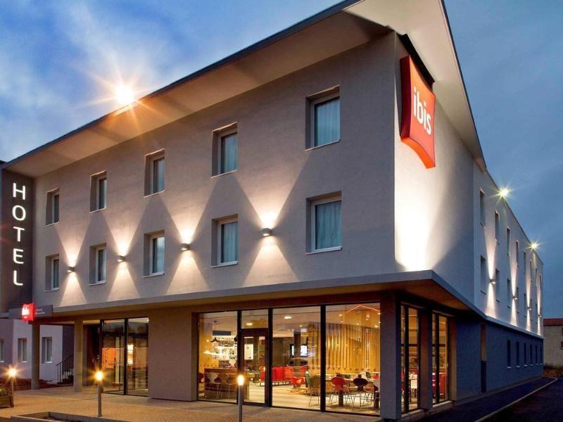 ไอบิส บัดเจ็ต เคลร์มง-แฟร็อง นอร์ด ริยง Hotel รีอง ภายนอก รูปภาพ