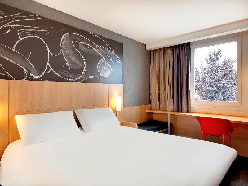 ไอบิส บัดเจ็ต เคลร์มง-แฟร็อง นอร์ด ริยง Hotel รีอง ภายนอก รูปภาพ